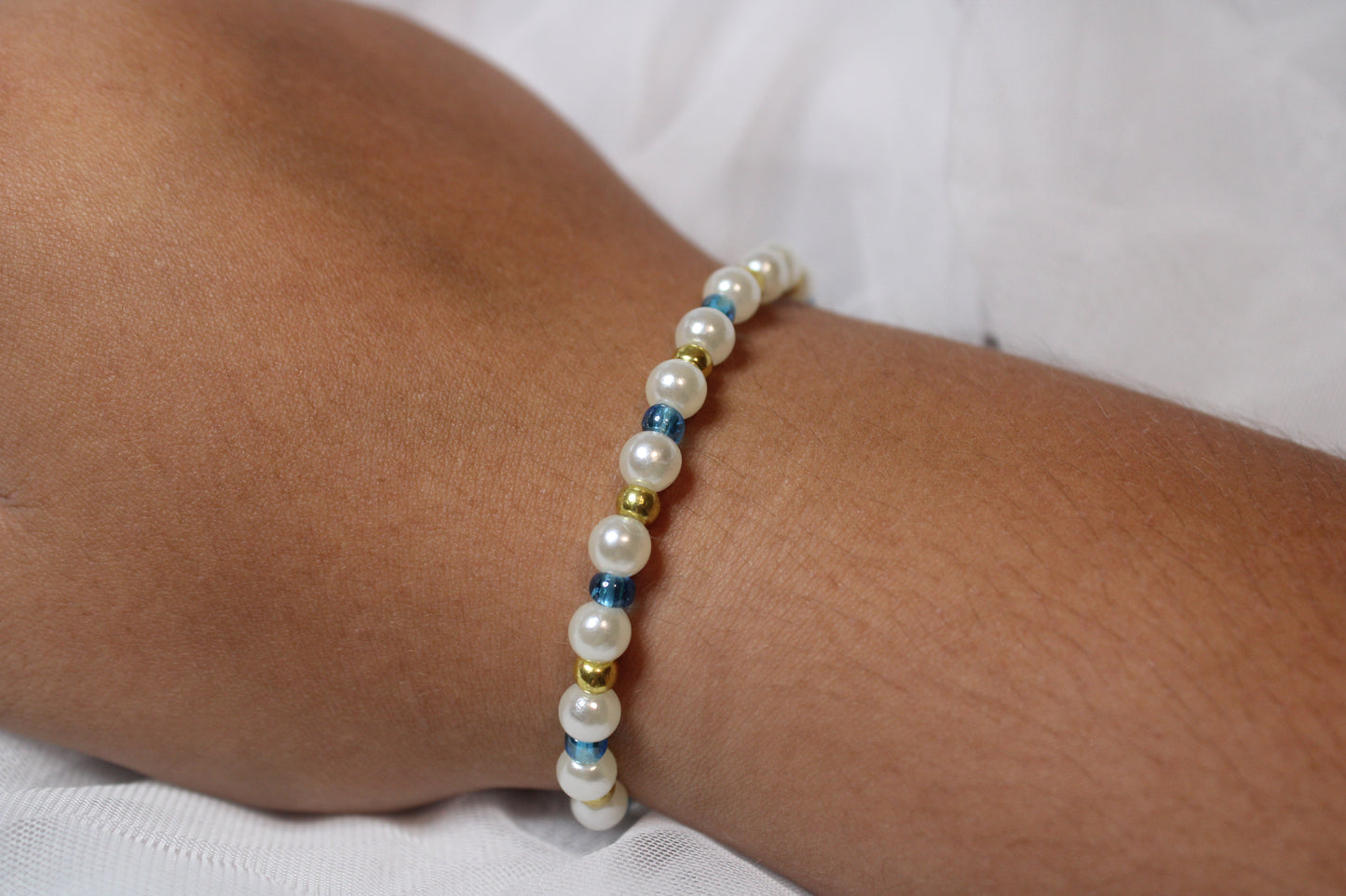 Gilded Gleam Bracelet