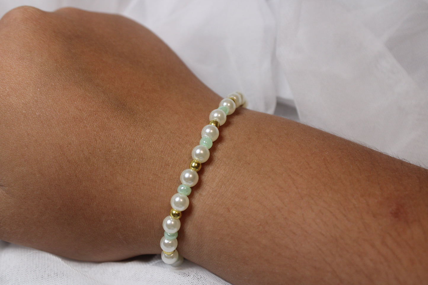 Gilded Gleam Bracelet