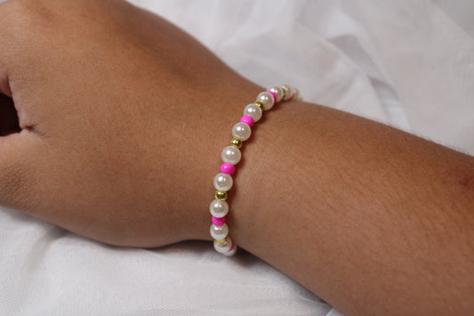 Gilded Gleam Bracelet
