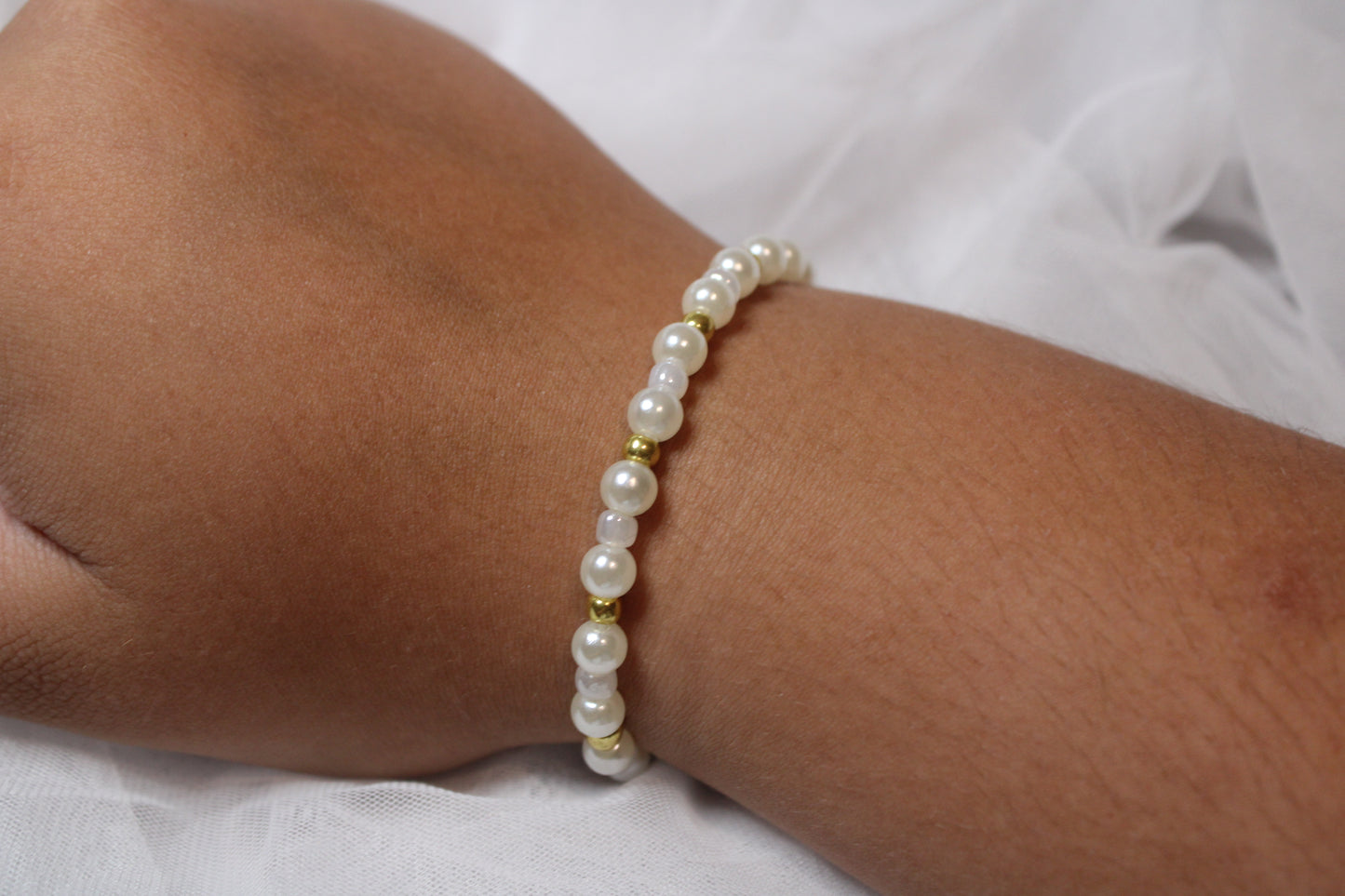 Gilded Gleam Bracelet