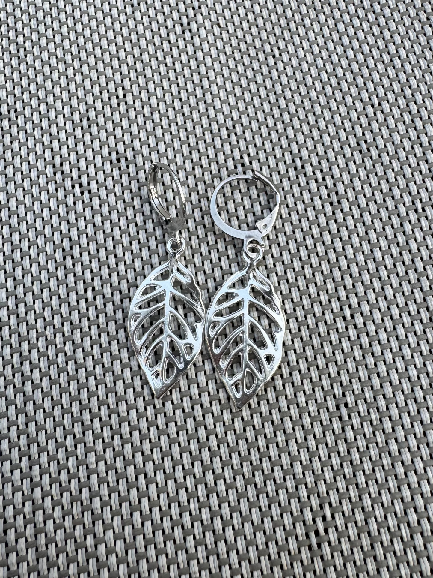 Silver Leaf Huggies
